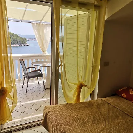 Rosa * Вела-Лука