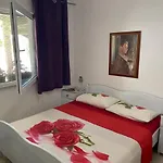 Rosa * 尼亚卢卡