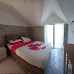 Rosa * 尼亚卢卡