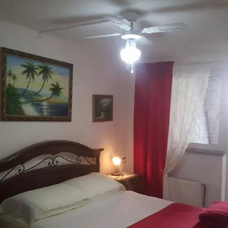 Rosa Apartment