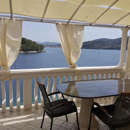 Apartamento Rosa Vela Luka