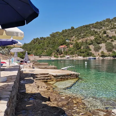 Rosa Apartment Vela Luka
