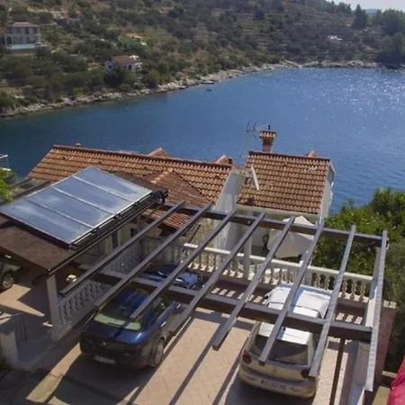 Rosa Apartment Vela Luka